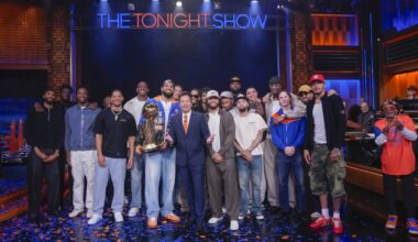Knicks appear on ‘Tonight Show’ as Fallon raises championship memento to rafters – NBC New York
