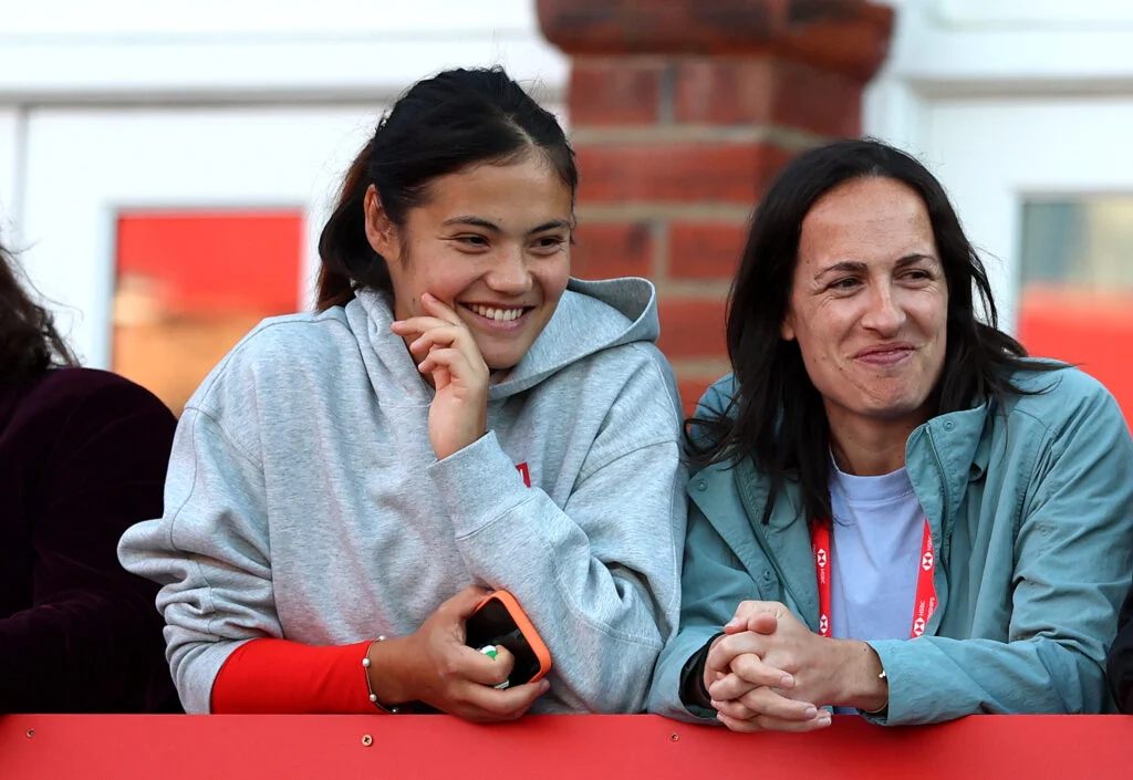 Emma Raducanu watches Katie Boulter play Elena Rybakina at Queen's.