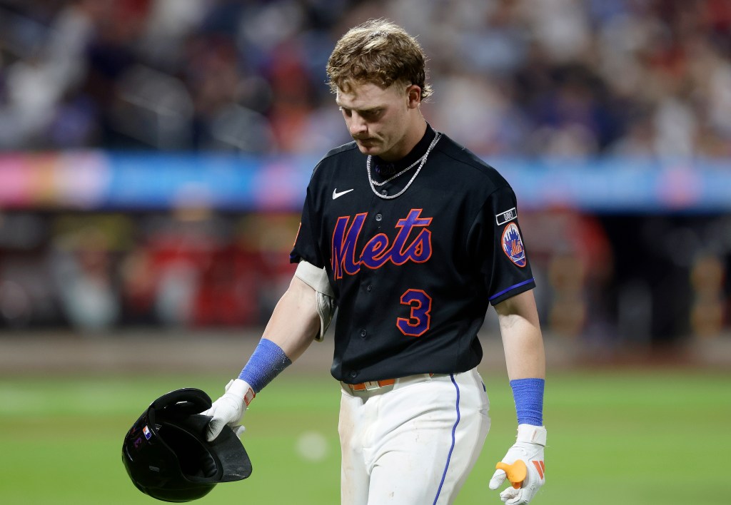 Mets lose first game after firing Mendoza as Phillies' Wheeler dominates