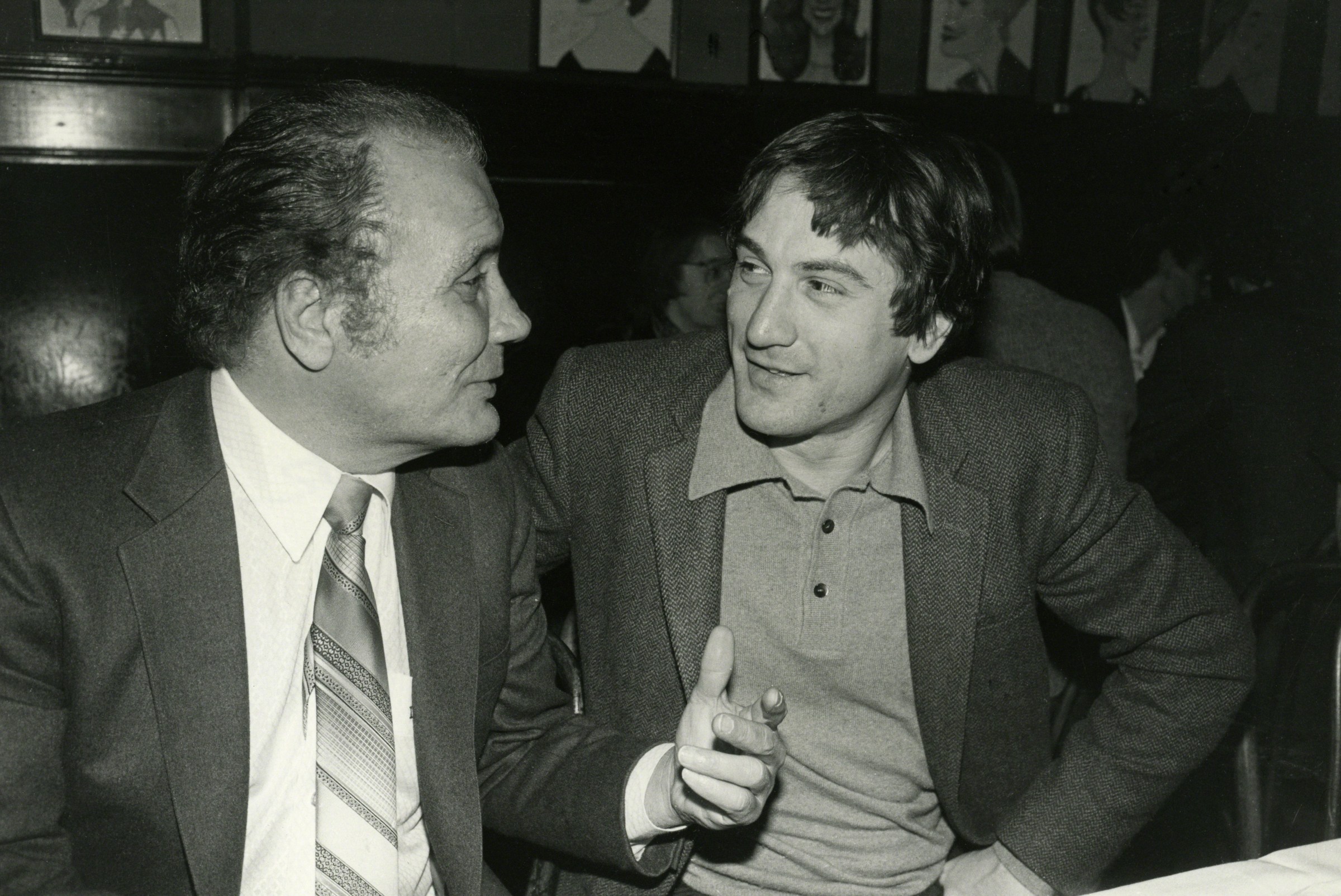 Jake LaMotta and Robert De Niro at Sardi’s in 1981. 