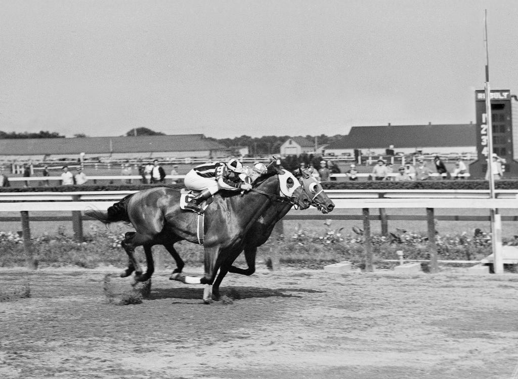 Final stretch: NYC’s last horse track, Aqueduct, ending live races – Saratogian