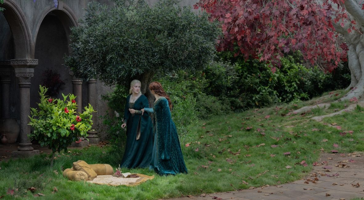 RECAP: 'House of the Dragon' Season 3 Episode 2 — "Queen's Landing" 6 House of the Dragon Season 3 Episode 2 - Alicent and Helaena