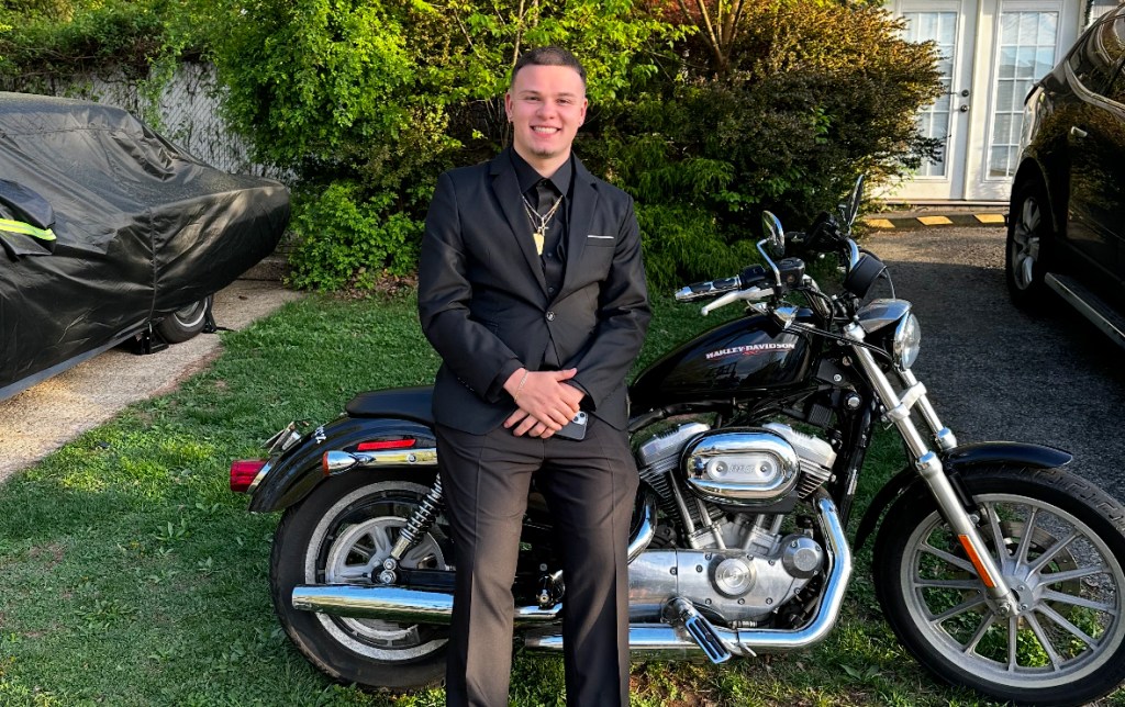 Stunt-loving Staten Island motorcyclist, 22, killed in crash on routine ride to work