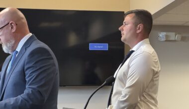 correction officer in court