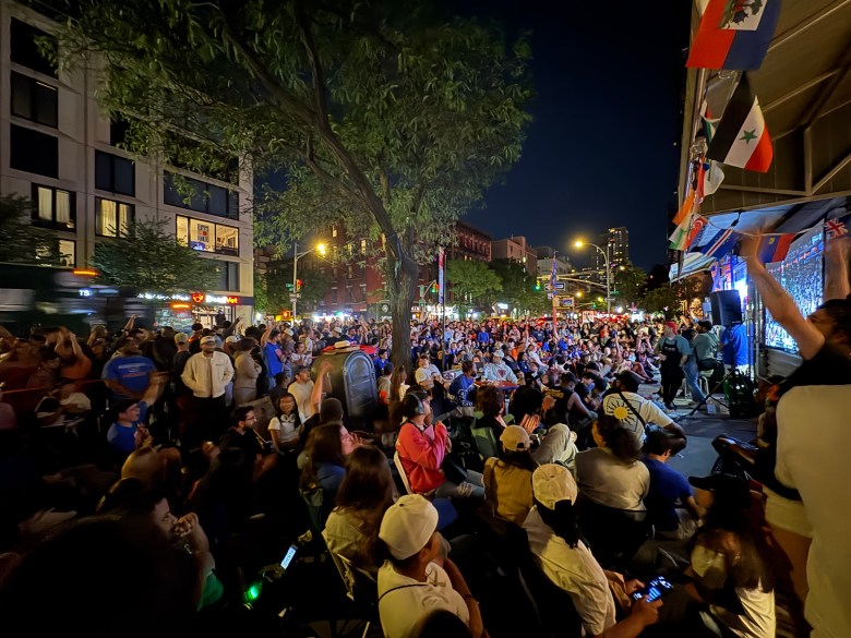 Knicks Watch Party 10th Ave
