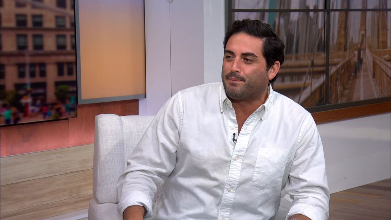 Comedian pens book of dating advice for New Yorkers
