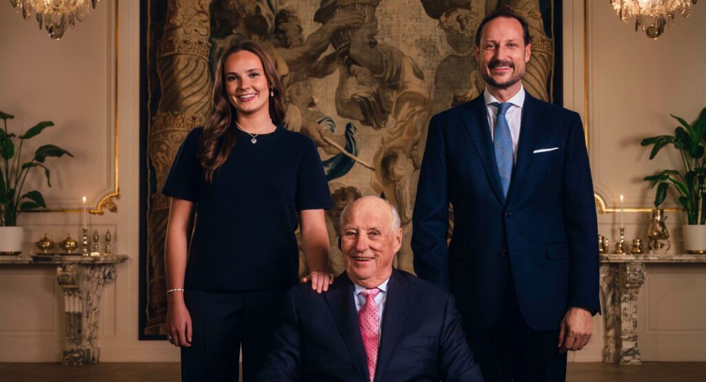 King Harald poses for 89th birthday portrait