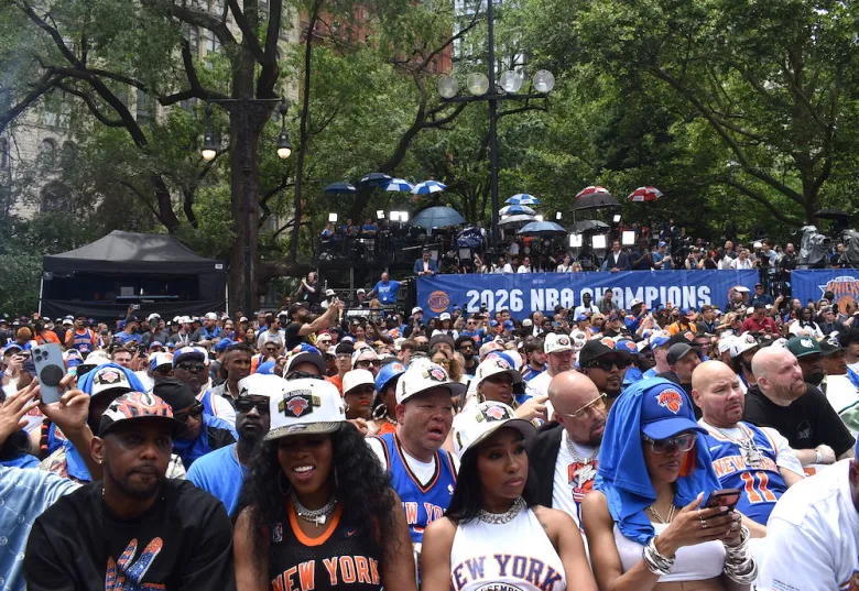 Many celebrities, like rapper Fabulous, Remy Ma, Fat Joe, singers Mary J. Blige and Teyana Taylor, attended the Knicks City Hall celebration on June 18, 2026. (Ariama C. Long photo)