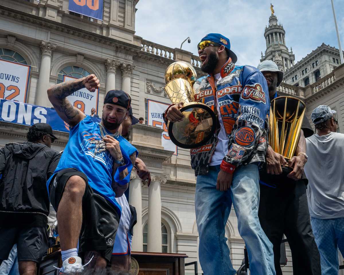 The Knicks celebrate their 2nd NBA Championship in 53 years at City Hall.