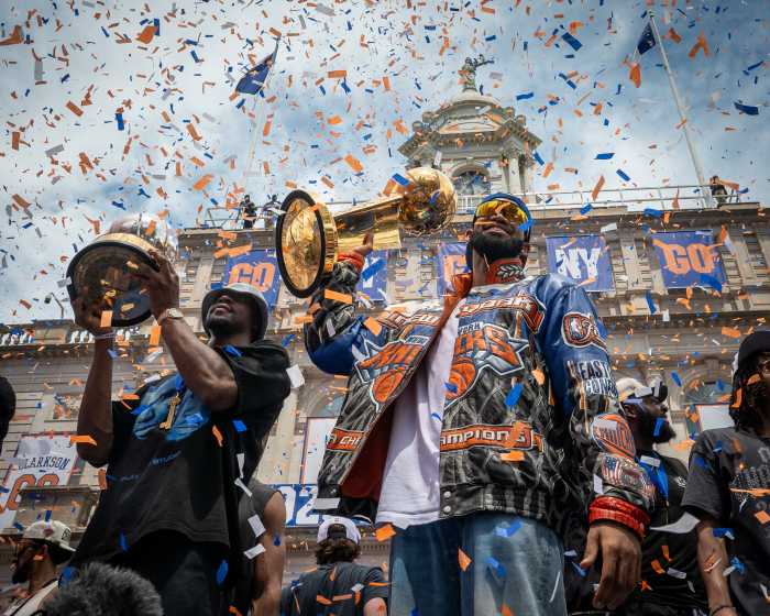 Karl Anthony Towns celebrates at City Hall. Photo by Gabriele Holtermann