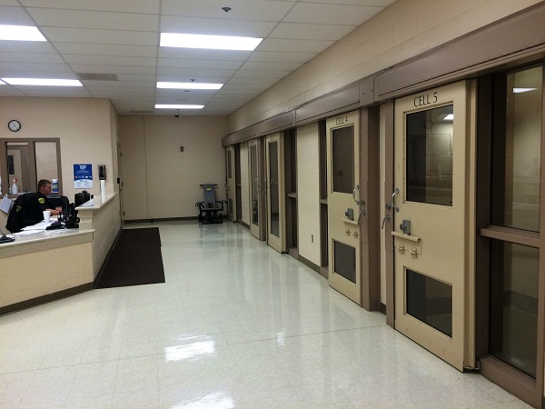New rule requires NY judges to visit detention sites