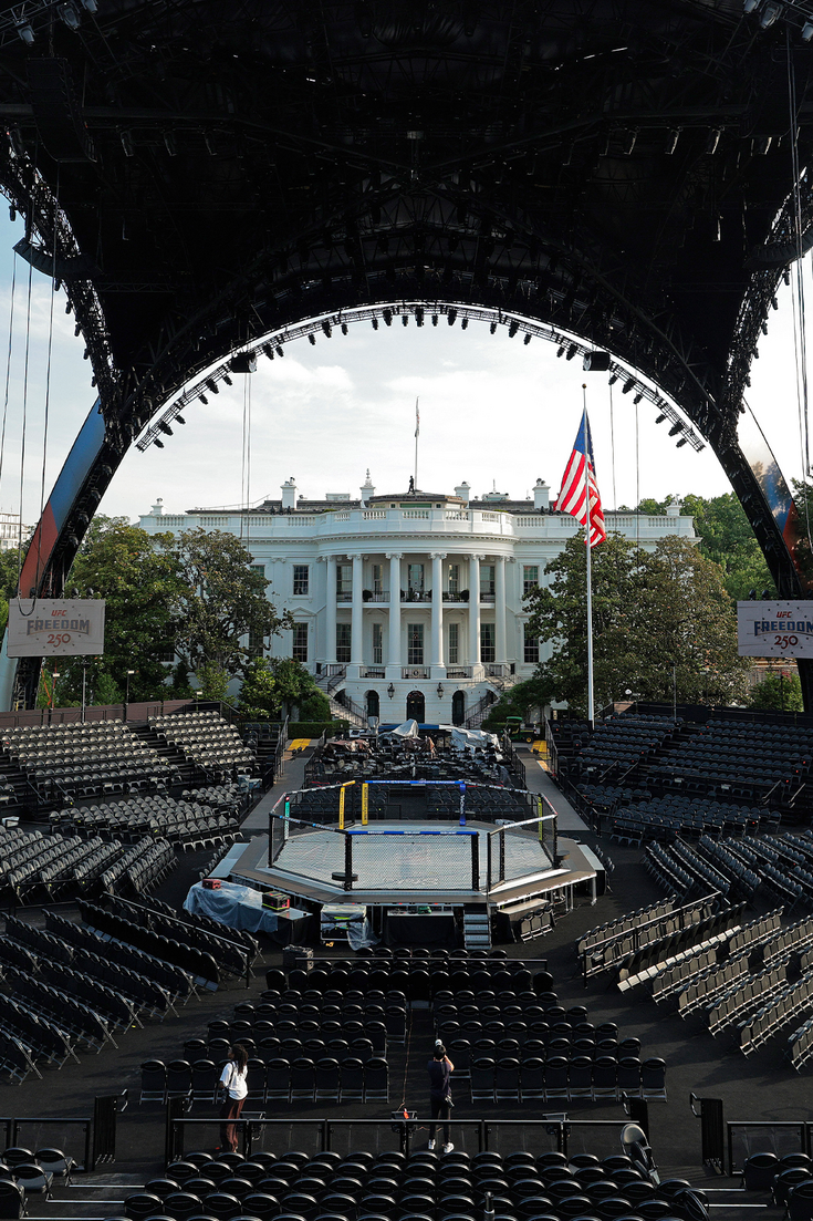 How Trump and the U.F.C. Are Exporting Cage Fight Diplomacy