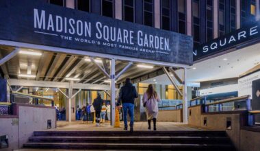 Man falls to his death during rock concert at Madison Square Garden