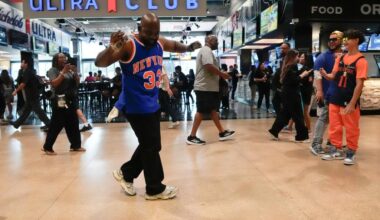 New York City is in a Knicks frenzy for its beloved team’s 1st NBA Finals in 27 years – Orlando Sentinel