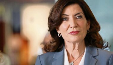 new york  Hochul’s favorability rating hits one-year low in new Siena poll