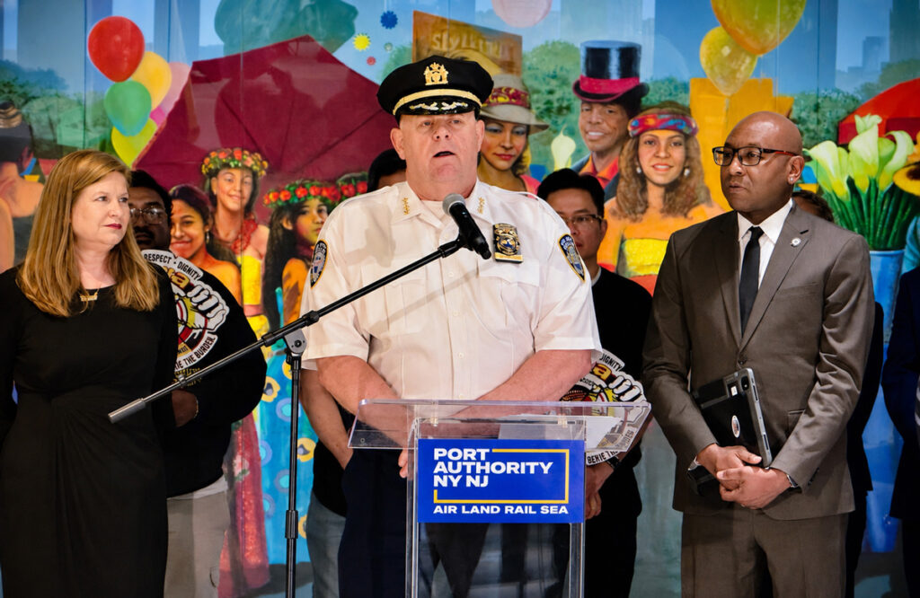 PANYNJ Launches New Initiatives with $100 Million ‘Operation Legal Ride’ to Tackle Illegal Hustling at Airports New York Airport PANYNJ Operation Legal Ride 2 Metropolitan Airport News