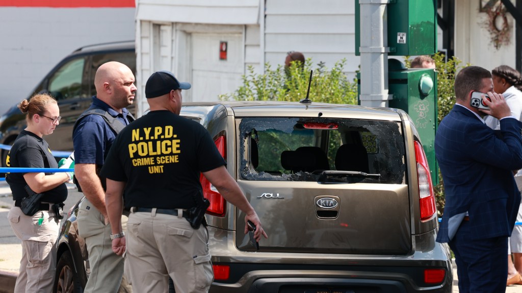 Queens jury acquits brothers accused of attacking off-duty cop in road rage clash