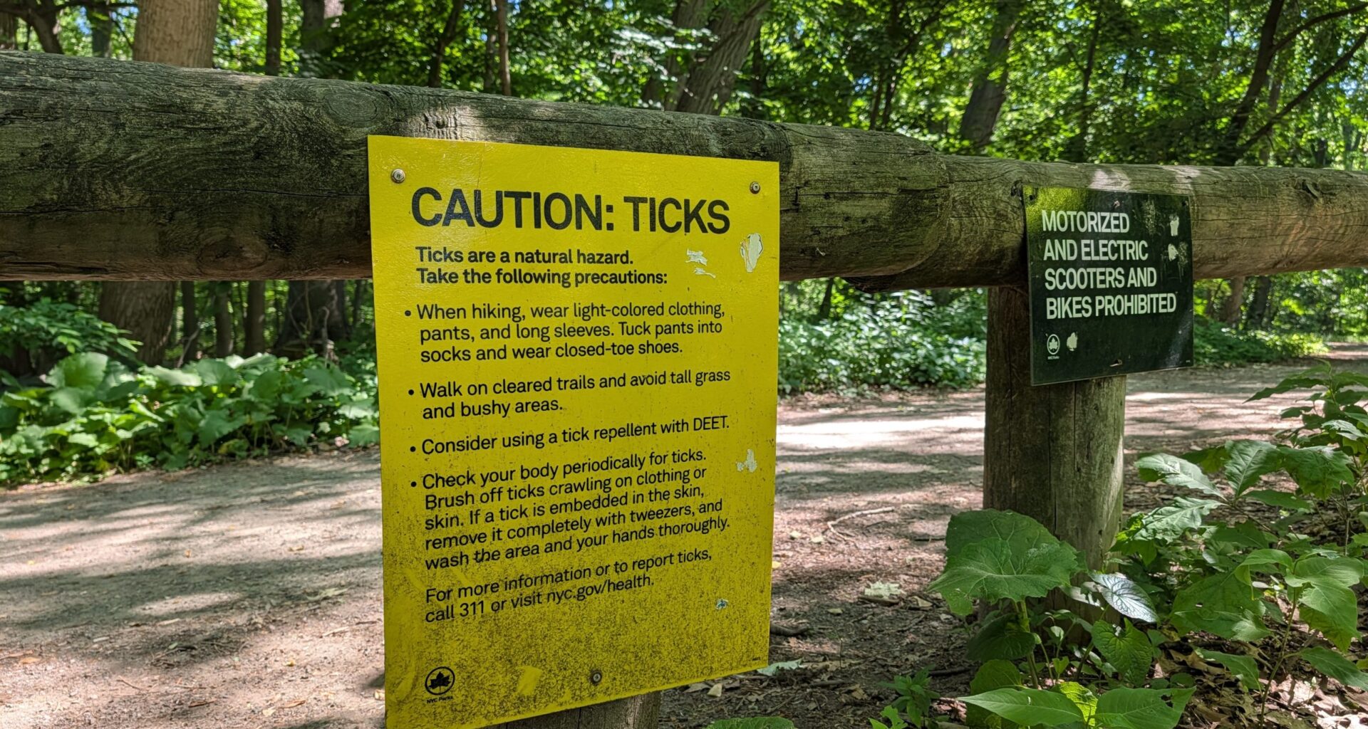 Tick season is back. Protect yourself!