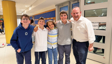 SAR Academy Middle School Wins Inaugural Yediot Klaliyot Bee