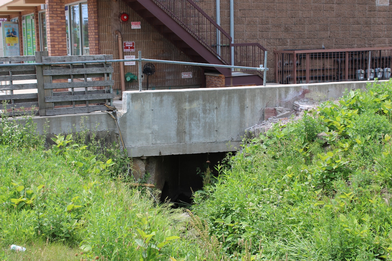Officials blast plan for Staten Island battery facility near homes, atop active waterway