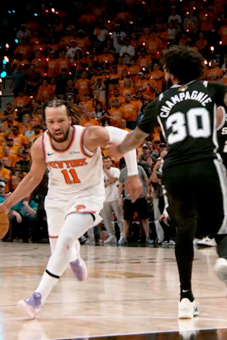 Knicks Overcome 14-Point Deficit to Take Game 1 of N.B.A. Finals