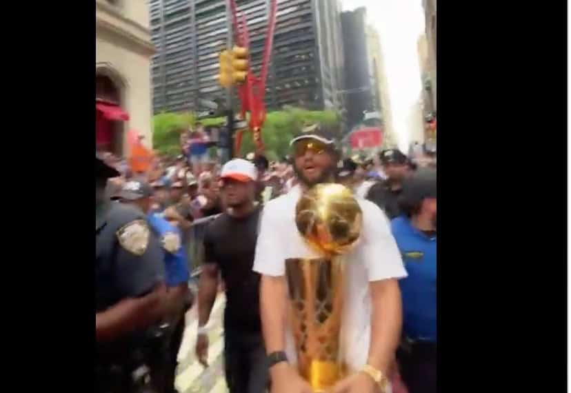 Knicks Paint NYC Blue and Orange as Championship Parade Takes Over Manhattan