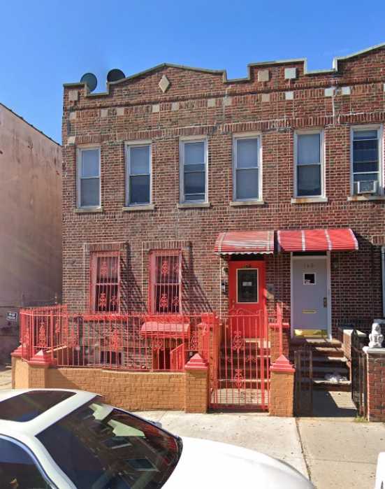 <span class="image-caption">Mark Salkey allegedly stole the deed to the house at 162 East 95th Street in East Flatbush.</span>Photo via Google Maps
