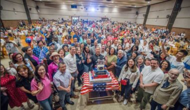 Over 1,000 join Sen. Liu in Flushing to celebrate America 250 and contribute to community time capsule – QNS