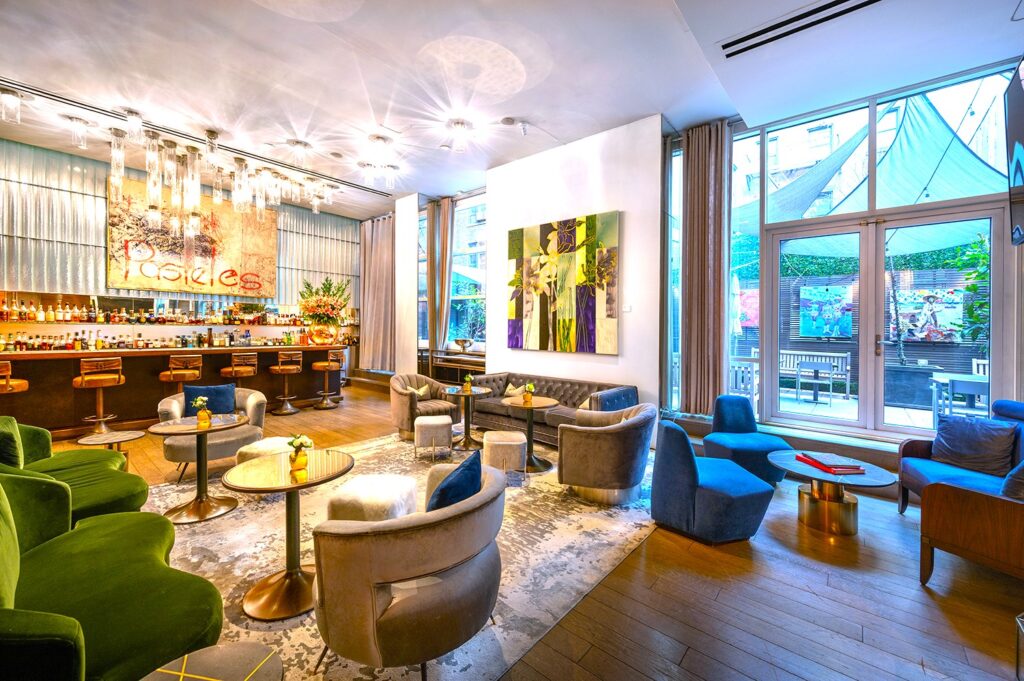 Second Floor Bar and Lounge ()