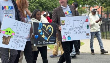 South Richmond Hill community comes out for annual autism awareness walk – QNS