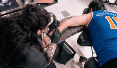 Knicks’ fans ultimate flex: An NBA champions tattoo before the championship