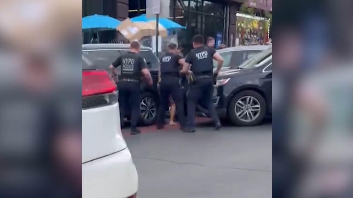 News 12 | Bronx | Passenger Of Stolen Car Arrested After Driver Rammed Officers In Fordham