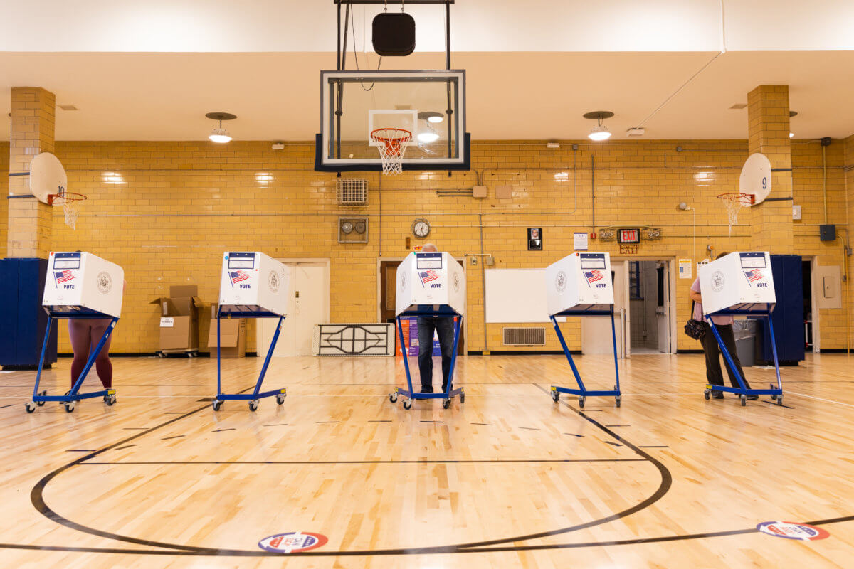 LIVE UPDATES: Polls open across Brooklyn for Primary Election 2026 • Brooklyn Paper