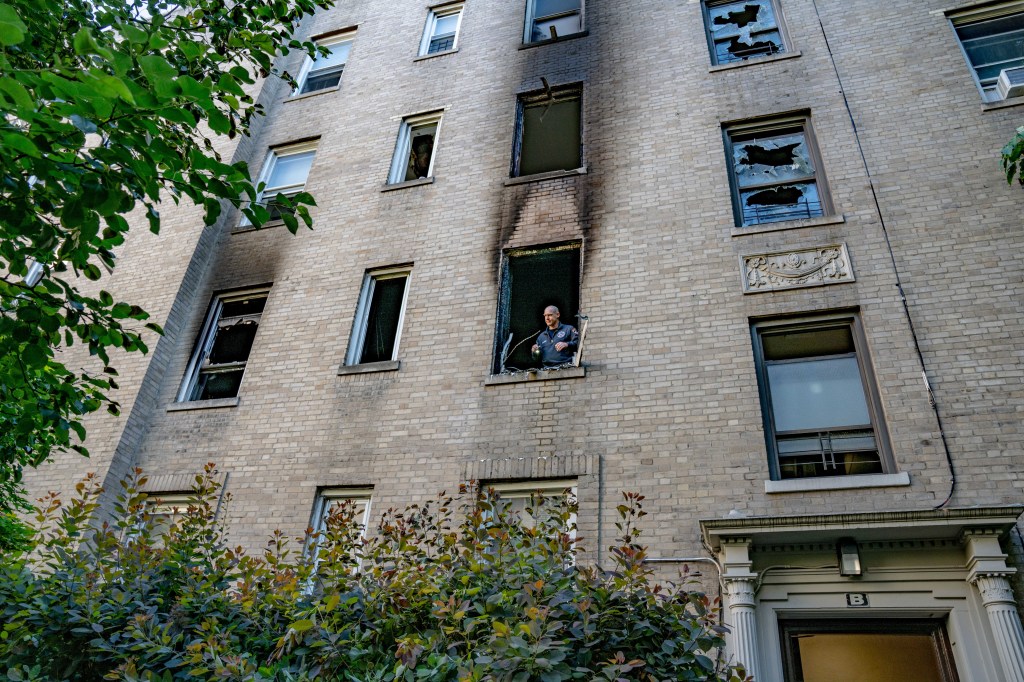 One man dead, one critical in Queens apartment building blaze, firefighter also hurt