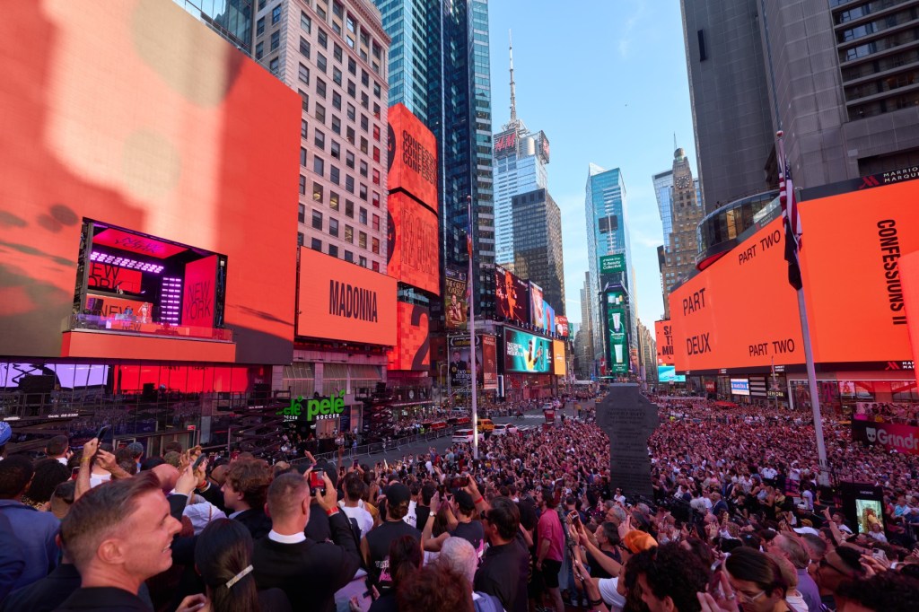Madonna Debuts New York's New Secret Venue The Square: Inside Look