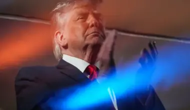 President Trump booed at NBA Finals game in NYC