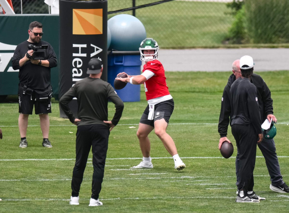 New York Jets 53-man roster projection: Searching for depth at QB, LB