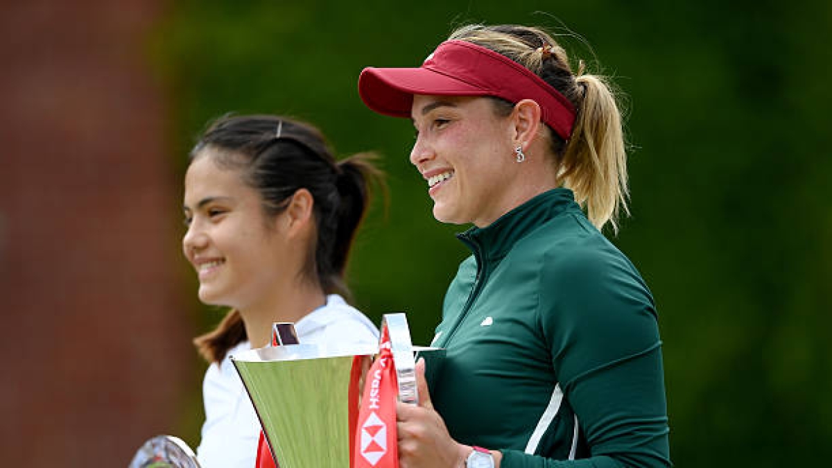 Vekic's experience beats Raducanu's good performance to win at Queen’s. Photo: Gettyimages