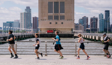 Their Idea of a Fun Run? A 32-Mile Loop Around Manhattan.