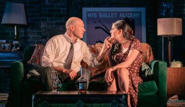 Corey Stoll and Cecily Strong (© Evan Zimmerman for MurphyMade)