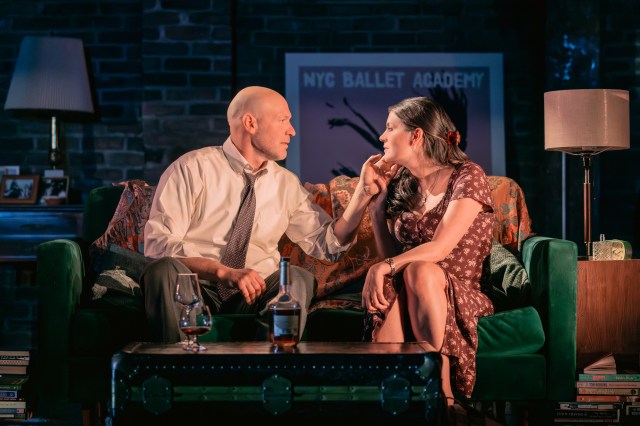 Corey Stoll and Cecily Strong (© Evan Zimmerman for MurphyMade)