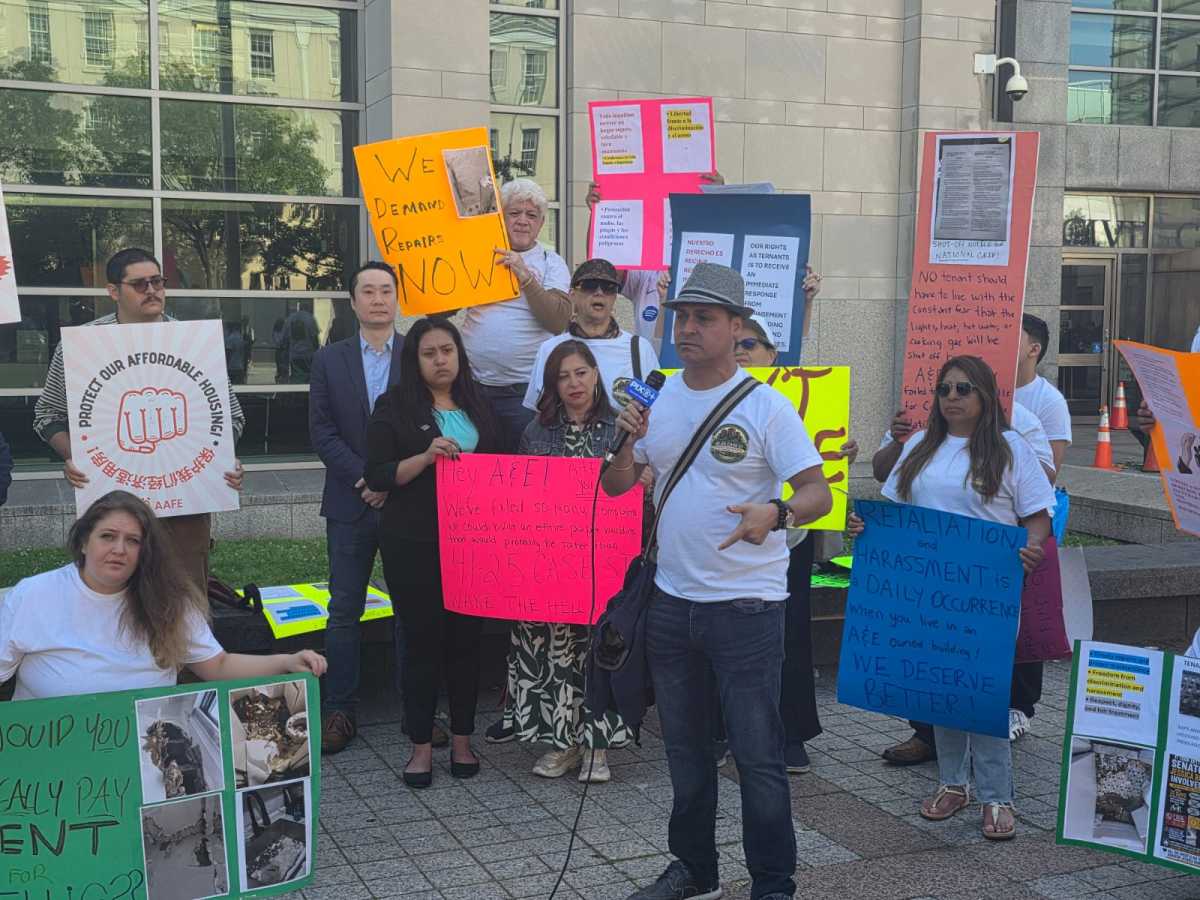 Queens tenants rally ahead of Housing Court hearing to demand repairs from real estate firm