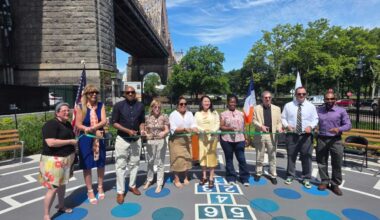NYC Parks cuts the ribbon at reopened and renovated Queensbridge ‘Baby’ Park – QNS