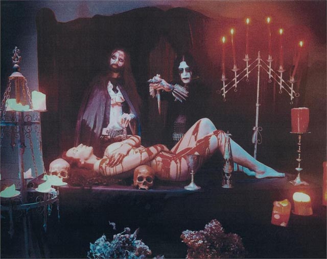 Review: Worm conjure darkness at Brooklyn's Meadows
