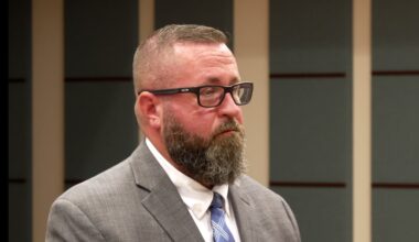 Former Brooklyn police sergeant sentenced to jail for assaulting handcuffed woman