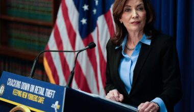 3 million New York residents to receive $2 billion in tax relief checks. Here's when Gov. Hochul says they'll arrive.
