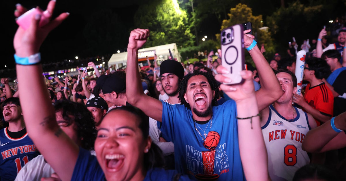 Knicks fans across NYC stunned by historic comeback during Game 4 win