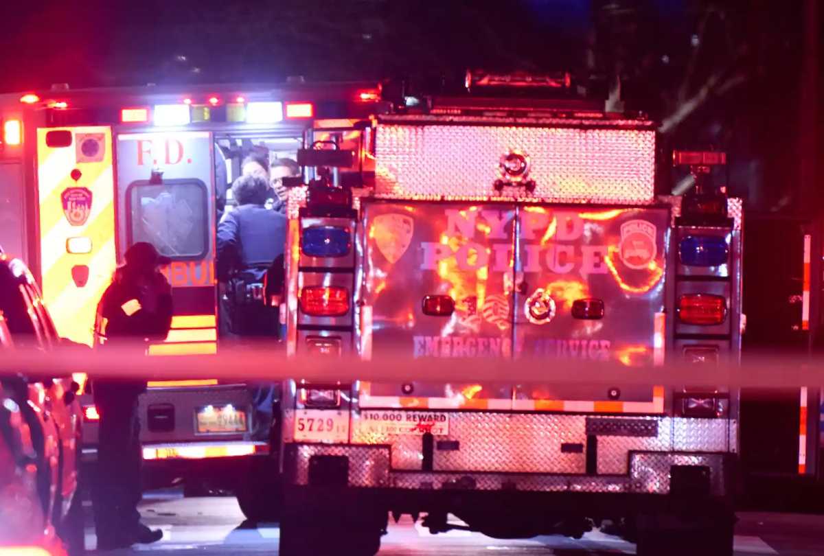 Astoria woman struck and killed by motorist on 34th Avenue near her home: NYPD – QNS