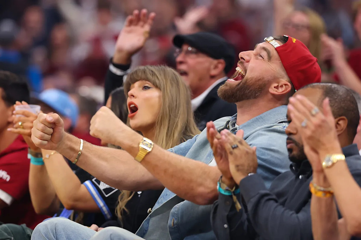 Travis Kelce appears to have FOMO over Taylor Swift's NYC adventures