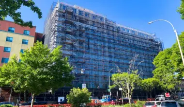 New buildings on former nursing home parking lot will bring 297 apartments to Bed-Stuy • Brooklyn Paper